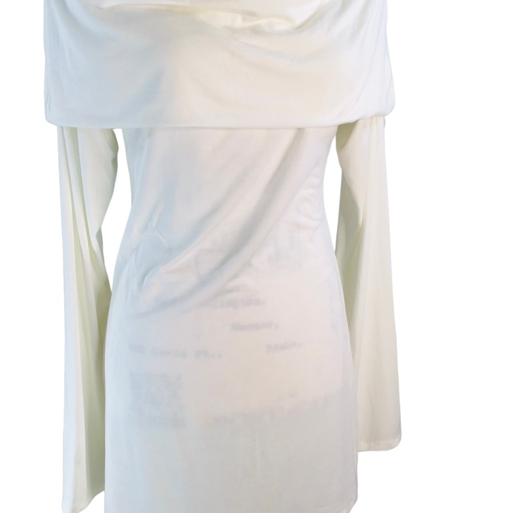 Julian Chang - Off-The-Shoulder Long Sleeve Tunic Top Size L in Winter White - Picture 4 of 15